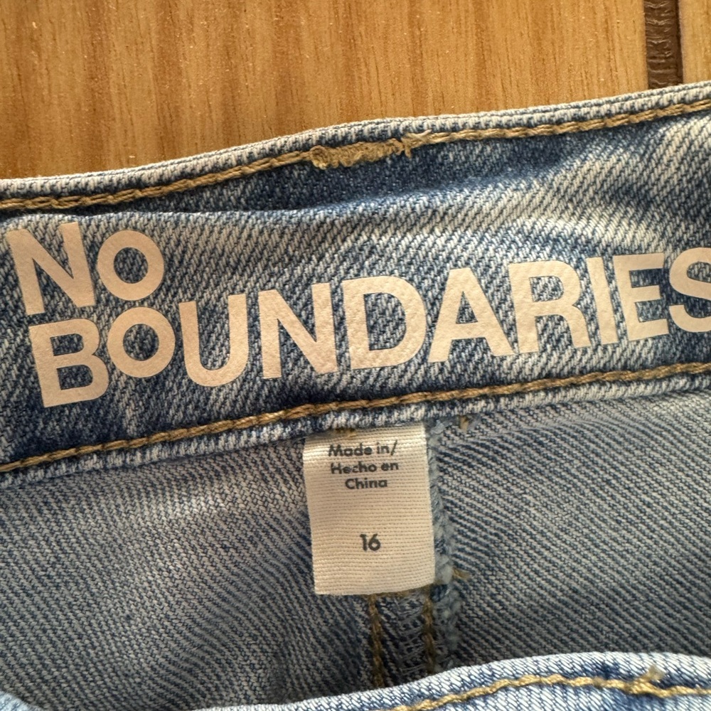 No‎ Boundaries Light Wash Boot Cut Jeans - Women's - Picture 3 of 4